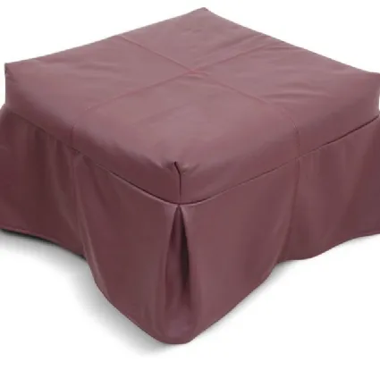 Pouf Letto rivestito in morbida pelle con piedi in PVC di Sofangel